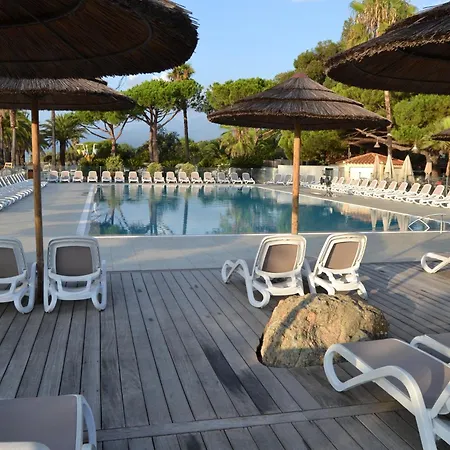 Hébergement de vacances H4 *