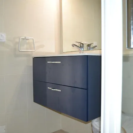 Holiday home H4 *